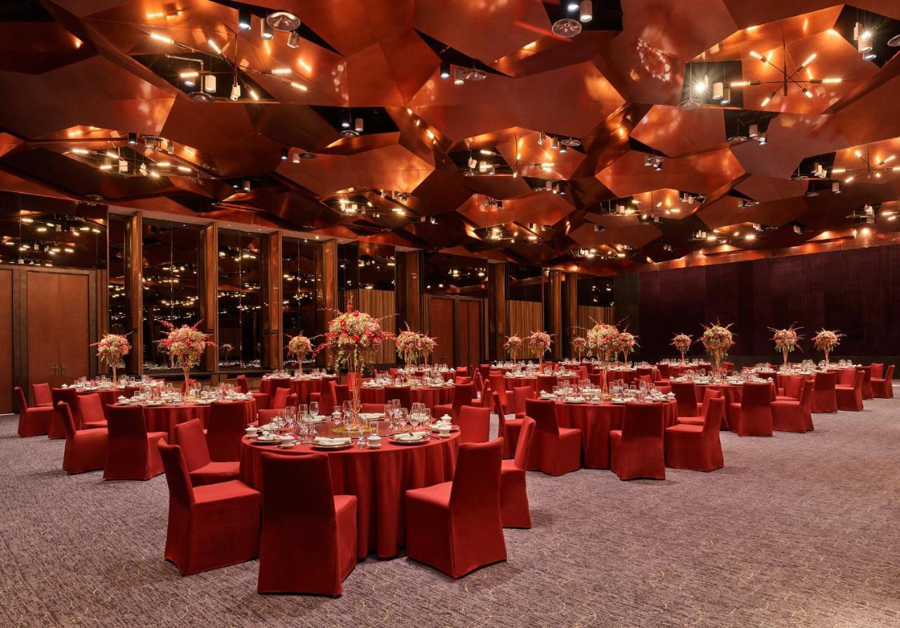 Mumian Beijing Daxing International Airport, Part Of Hyatt Hotel Exterior photo The interior of the ballroom