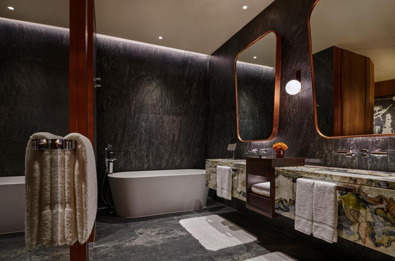 Mumian Beijing Daxing International Airport, Part Of Hyatt Hotel Exterior photo Bathroom