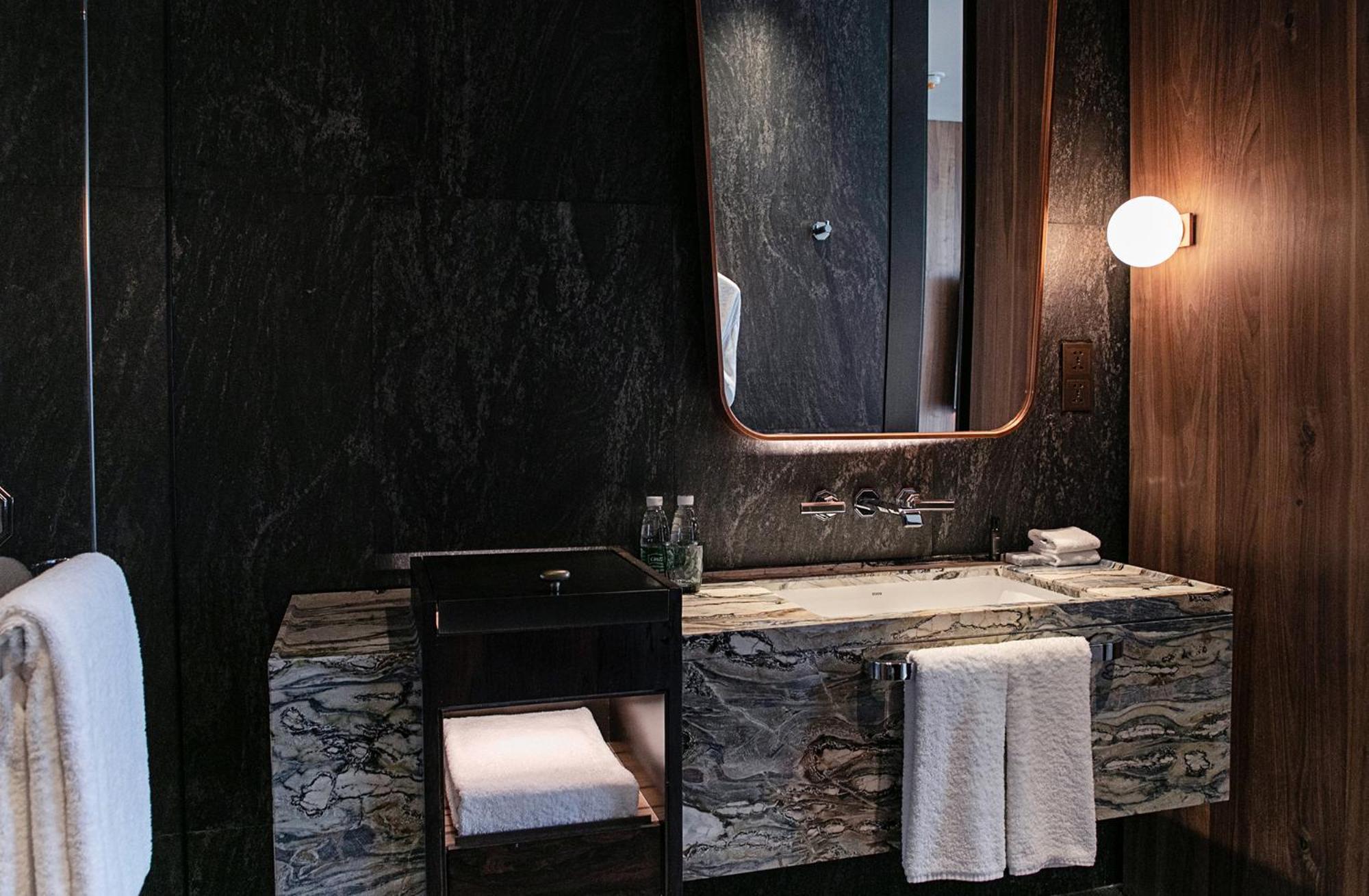 Mumian Beijing Daxing International Airport, Part Of Hyatt Hotel Exterior photo Bathroom